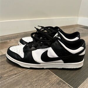 Nike Panda Dunks